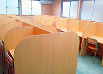 根本校の自習室